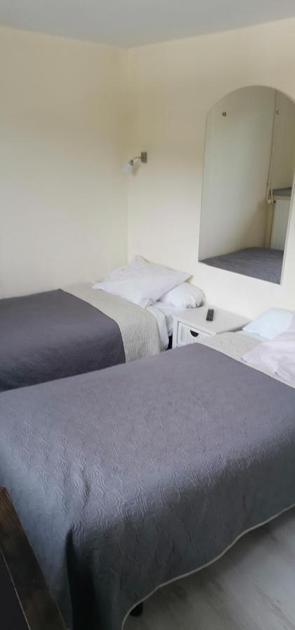 Plombières-les-Bains Acacias Apparts Hotel الغرفة الصورة
