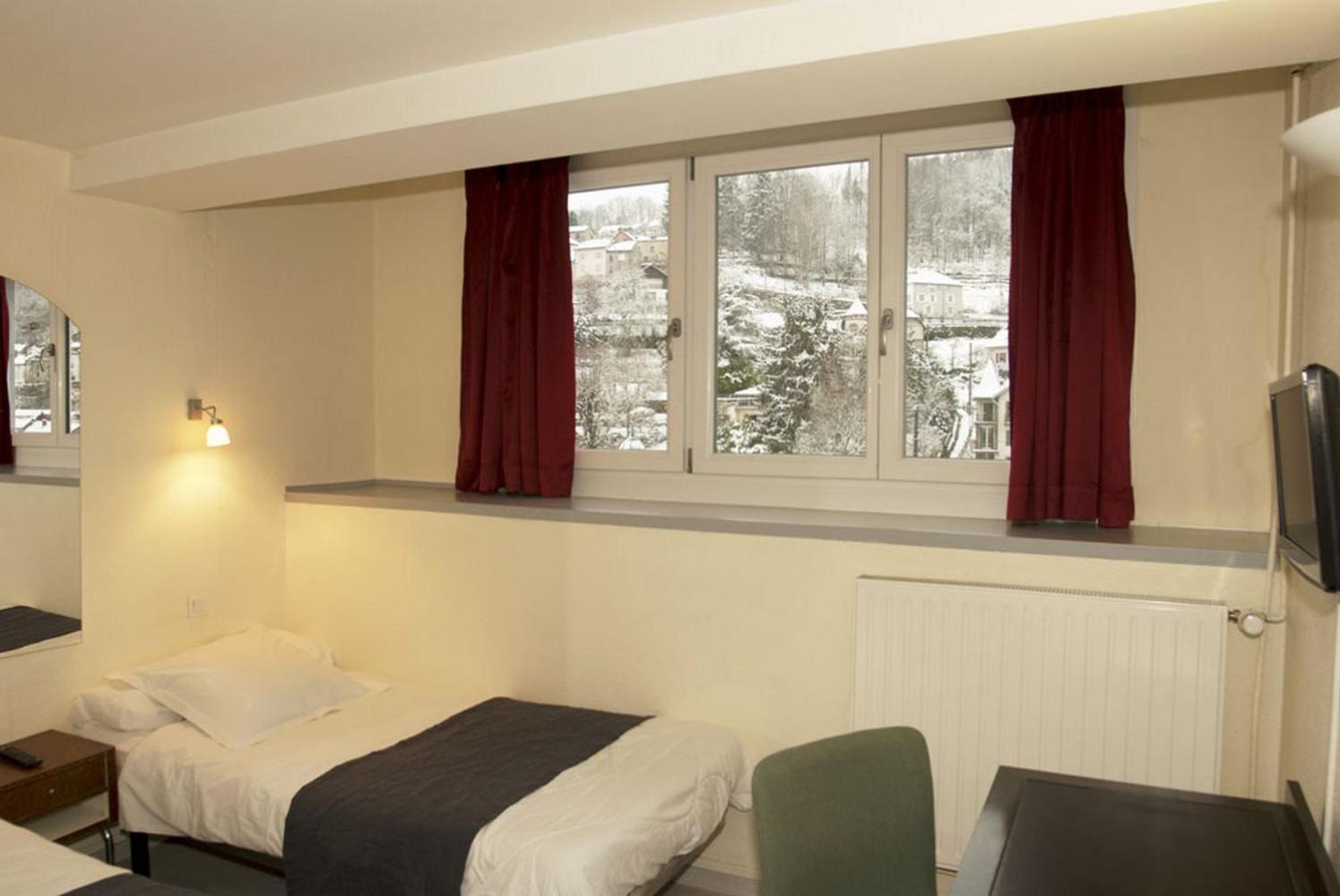 Plombières-les-Bains Acacias Apparts Hotel الغرفة الصورة